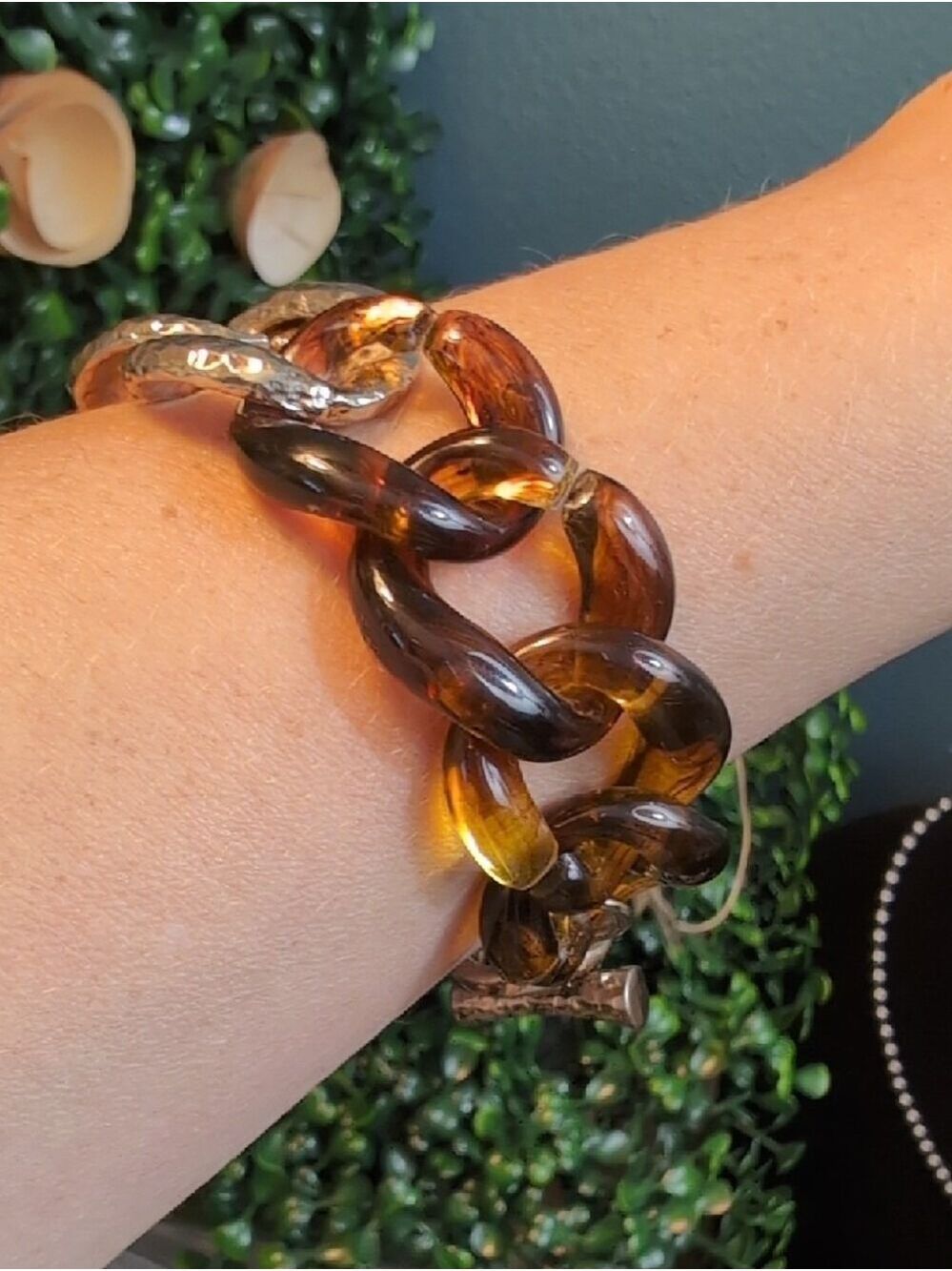 Tortoiseshell Resin Chain Bracelet with Gold Links